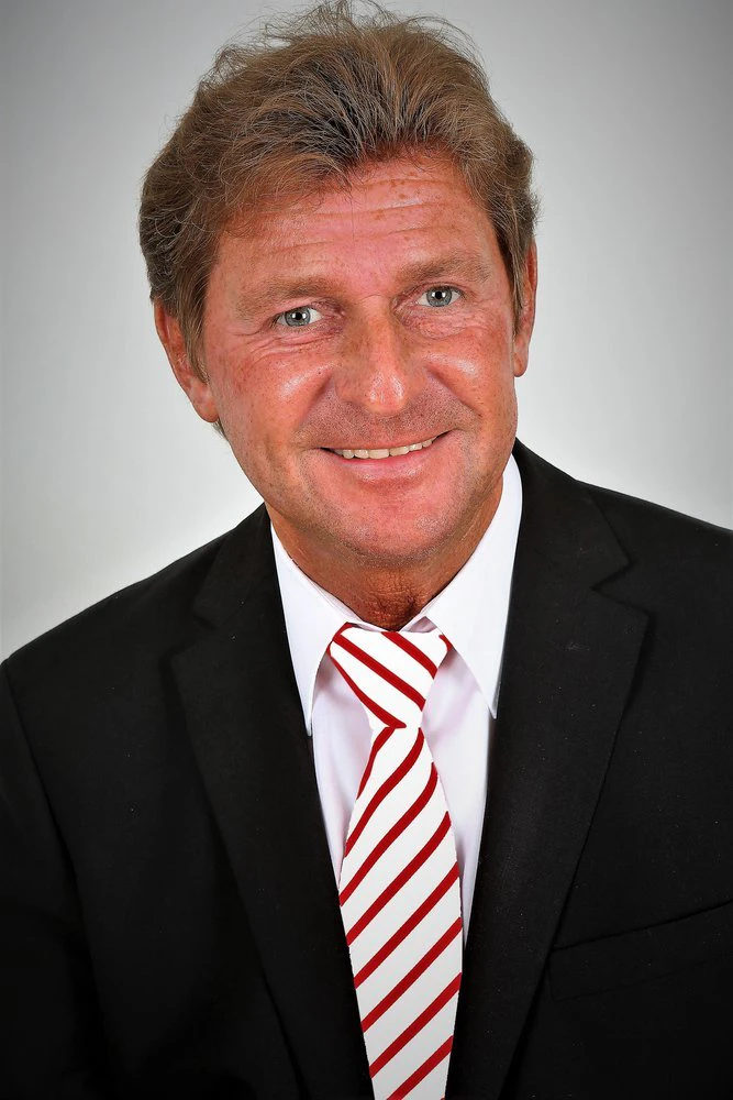 — © http://www.freiewaehler-kulmbach.de/kreiswahl-vereinigung/vorstandschaft/